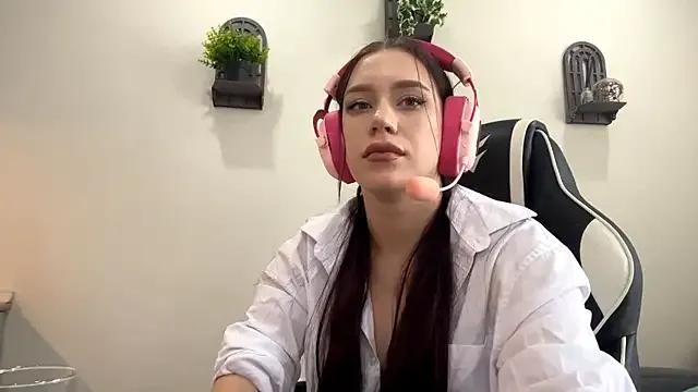AdrianaRudin from StripChat is Freechat