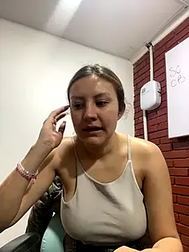 Adrimaretti from StripChat is Freechat