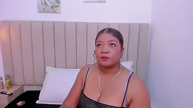 Afrodita_de_amor from StripChat is Freechat