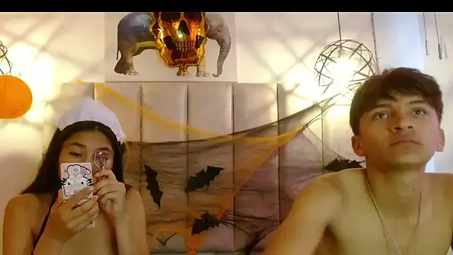 afroditaanderoscs from StripChat is Freechat