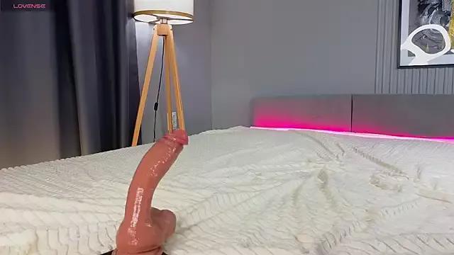 Girls: try live performances with matured performers, from dancing to quirks, in a variety of beautiful sex cams.