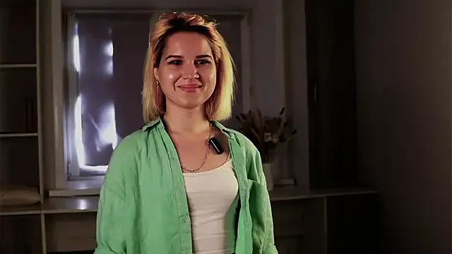AgnesSonnek from StripChat is Freechat