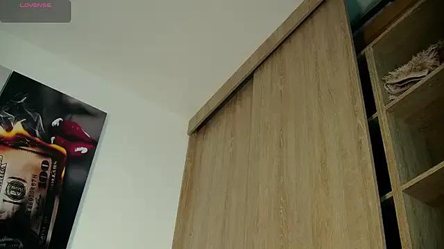 aidaadams from StripChat is Freechat