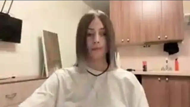 AidaGloshen from StripChat is Freechat