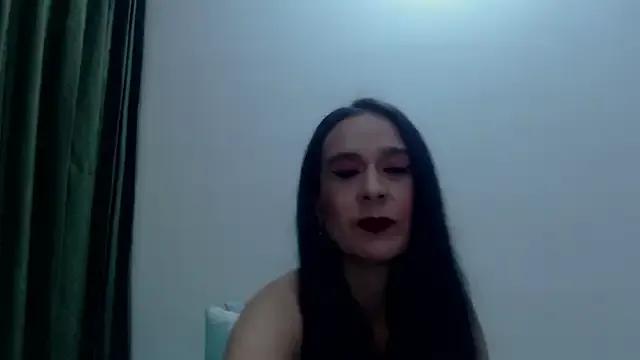 Aileendarkhot from StripChat is Freechat