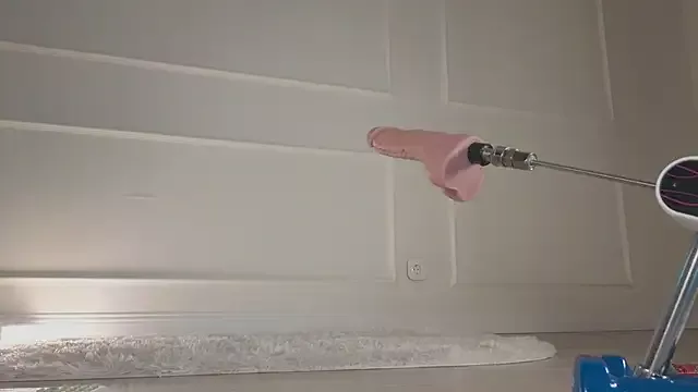 Ake_Mi from StripChat