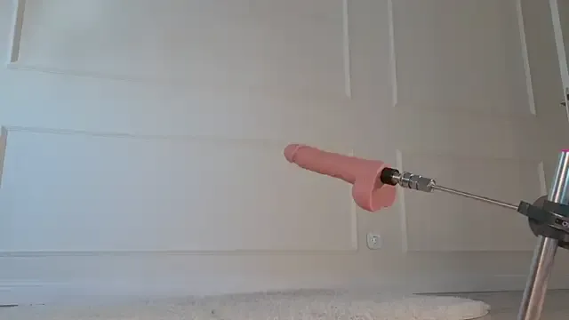 Ake_Mi from StripChat