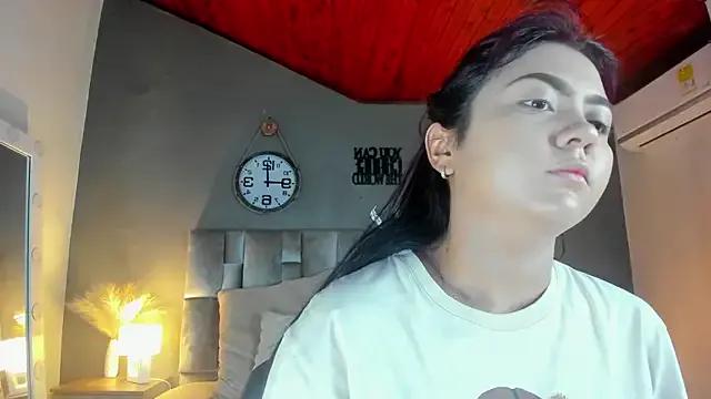 Alaia-rogers from StripChat