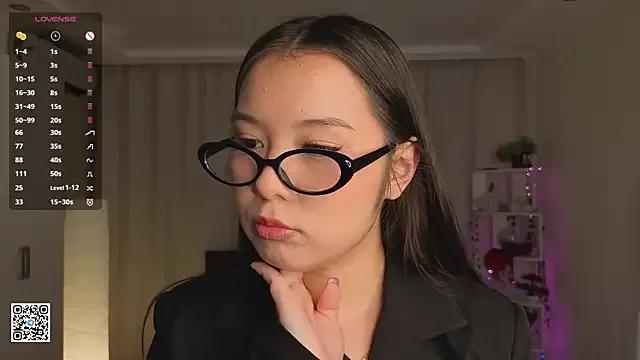 AlberthaEscue from StripChat is Freechat