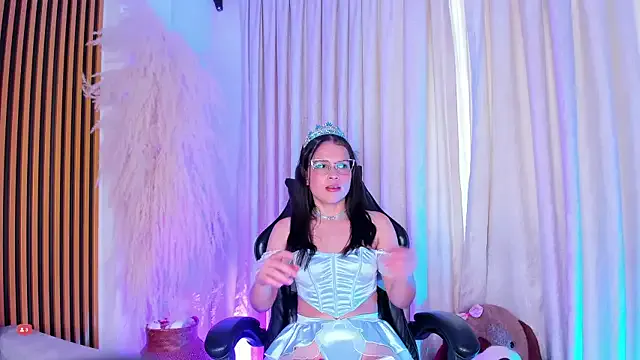 alejagarcia_ from StripChat is Freechat