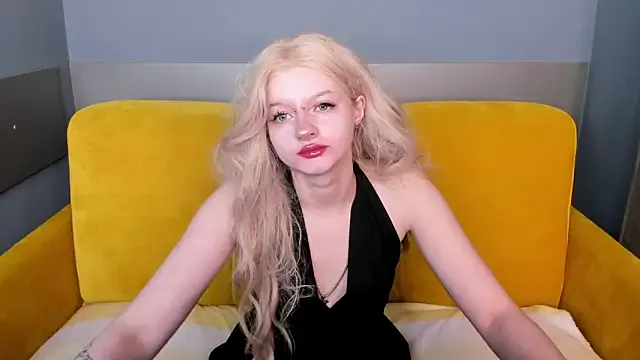 AlessaKiss from StripChat is Freechat