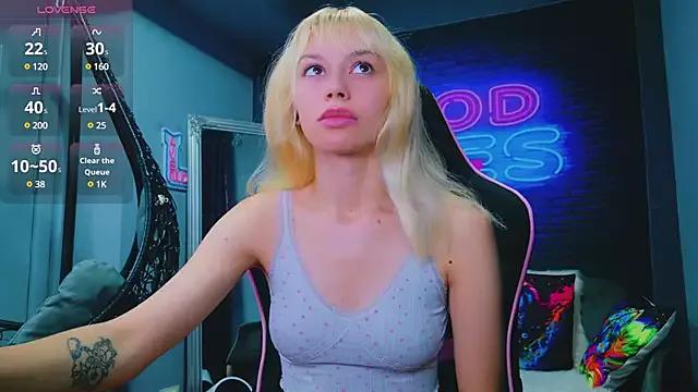 Girls: try live performances with matured performers, from dancing to quirks, in a variety of beautiful sex cams.