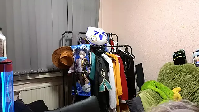 Girls: try live performances with matured performers, from dancing to quirks, in a variety of beautiful sex cams.