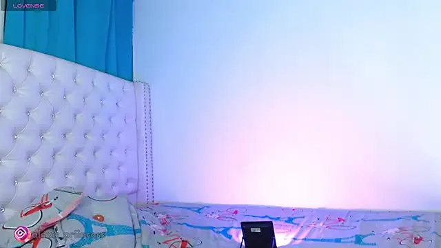 Alexa_priincess from StripChat