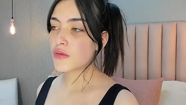 Alexa_Thaylor_ from StripChat is Freechat