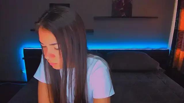 AlexaBarkley from StripChat is Freechat