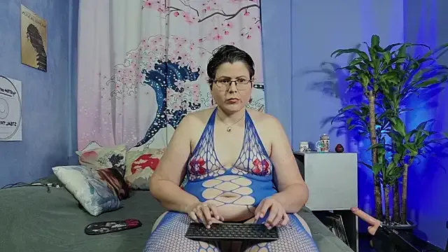 AlexaDark00 from StripChat is Freechat