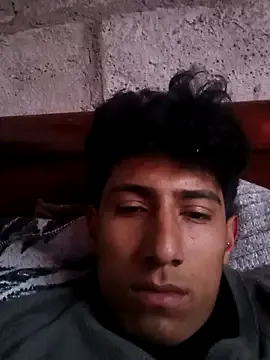 alexander32r from StripChat is Freechat