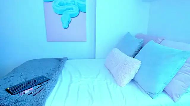 Alexis_Rosse from StripChat is Freechat