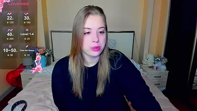 AlexissMmm from StripChat is Freechat