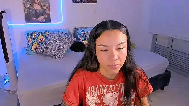 Girls: try live performances with matured performers, from dancing to quirks, in a variety of beautiful sex cams.