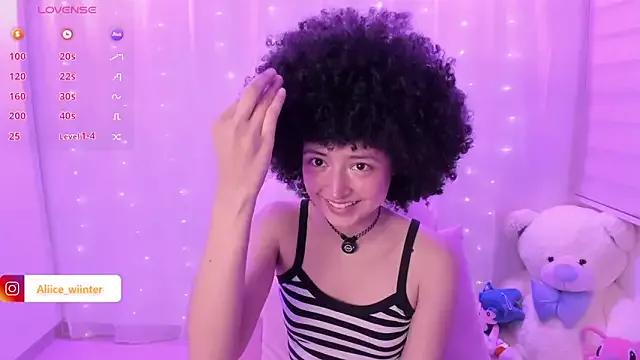 Girls: try live performances with matured performers, from dancing to quirks, in a variety of beautiful sex cams.