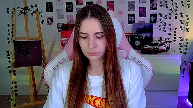 Girls: try live performances with matured performers, from dancing to quirks, in a variety of beautiful sex cams.