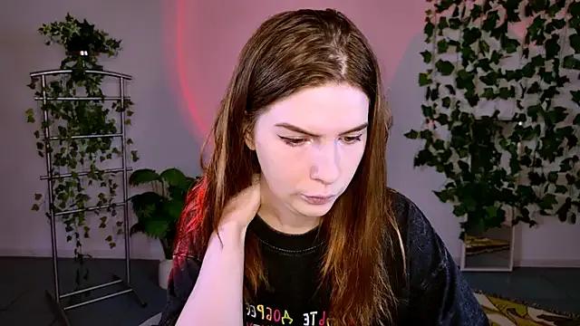 AliceCUNTach from StripChat is Freechat