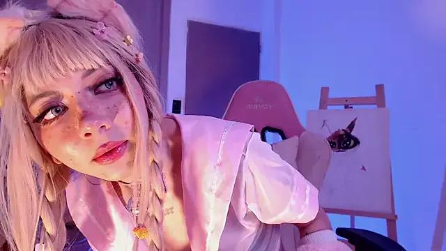 Alicedangerrr from StripChat is Freechat