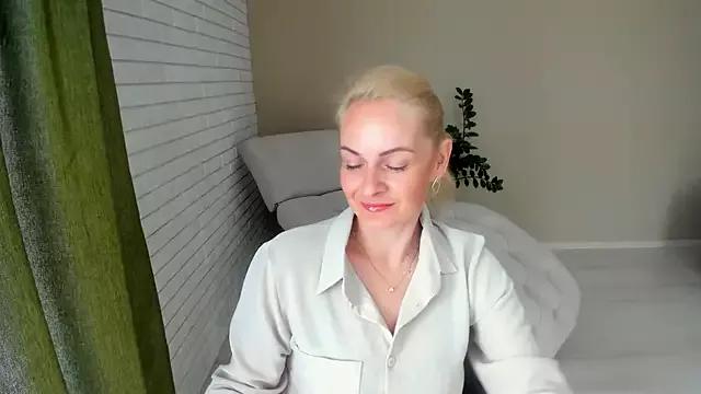 Girls: try live performances with matured performers, from dancing to quirks, in a variety of beautiful sex cams.