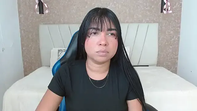 AliceSmity_ from StripChat is Freechat