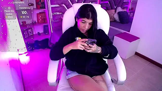 AliceWalker_11 from StripChat is Freechat