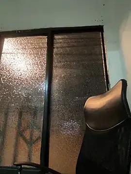 aliciia_23 from StripChat is Freechat