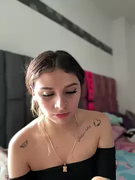 Aliisonn__parker26 from StripChat