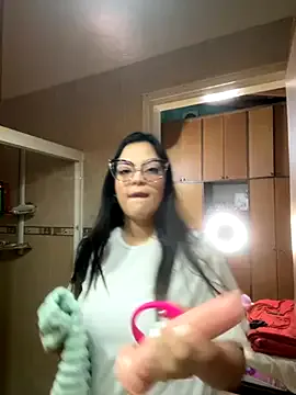 Girls: try live performances with matured performers, from dancing to quirks, in a variety of beautiful sex cams.