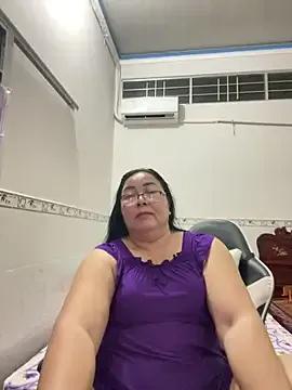 Alinat_ from StripChat is Freechat