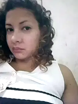 Alinayours from StripChat is Freechat