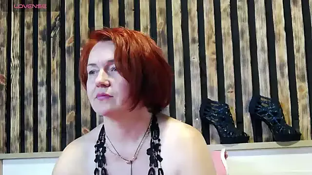 Alis_Lovi from StripChat is Freechat