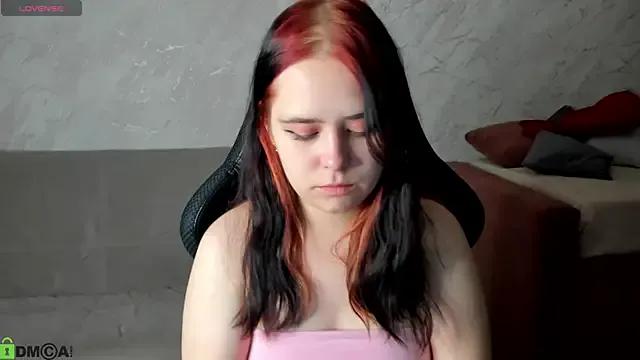 Alis_Platt from StripChat is Freechat