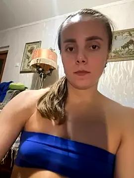 AlisaKissss from StripChat is Freechat