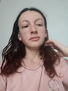 AlisKiv from StripChat is Freechat