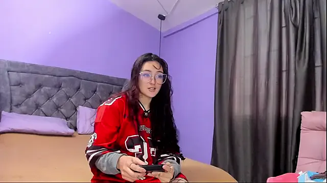 aliss_tb from StripChat is Freechat