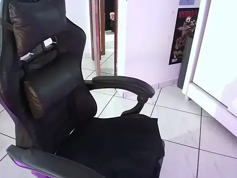 alittagadot from StripChat is Freechat