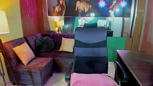 allison_mc from StripChat is Freechat