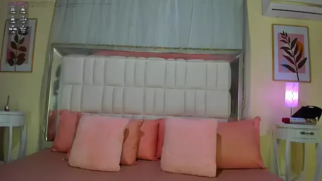 Girls: try live performances with matured performers, from dancing to quirks, in a variety of beautiful sex cams.