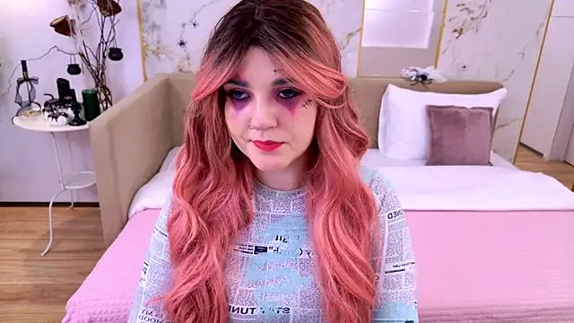 AlmaSound from StripChat is Freechat