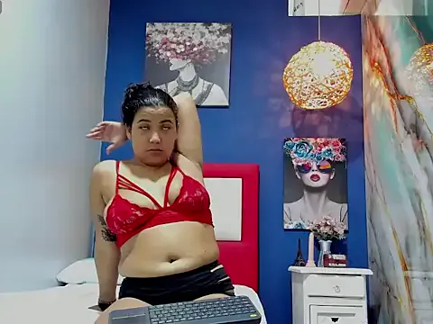 Alondra_Tits from StripChat is Freechat