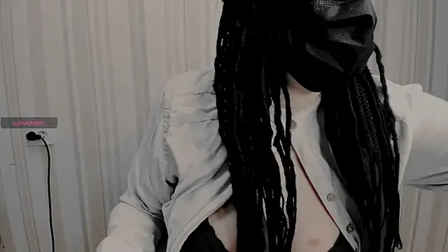 AlternativePolly from StripChat is Freechat