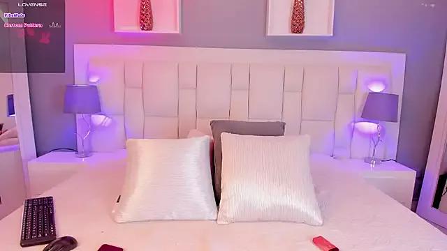 Girls: try live performances with matured performers, from dancing to quirks, in a variety of beautiful sex cams.