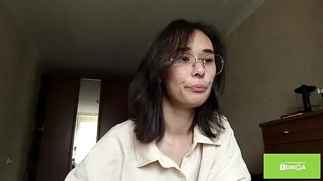 Alvawyand from StripChat
